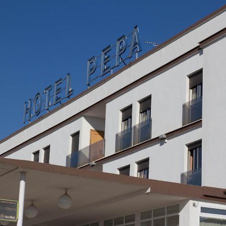 Hotel Pepa Villafranca de Ebro Extérieur photo